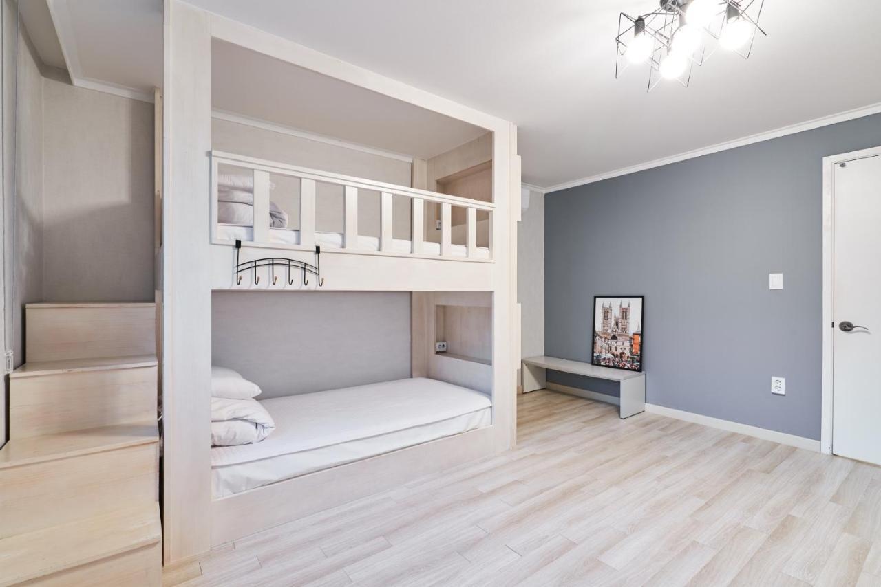 Everlast Guesthouse Йонгин Екстериор снимка