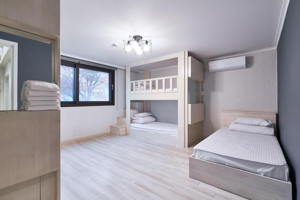 Everlast Guesthouse Йонгин Екстериор снимка
