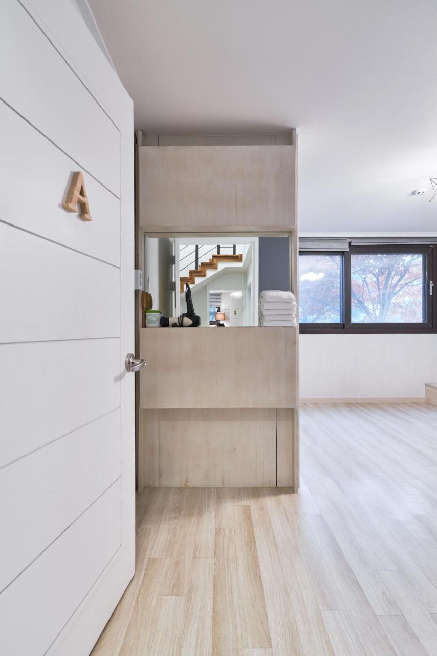 Everlast Guesthouse Йонгин Екстериор снимка